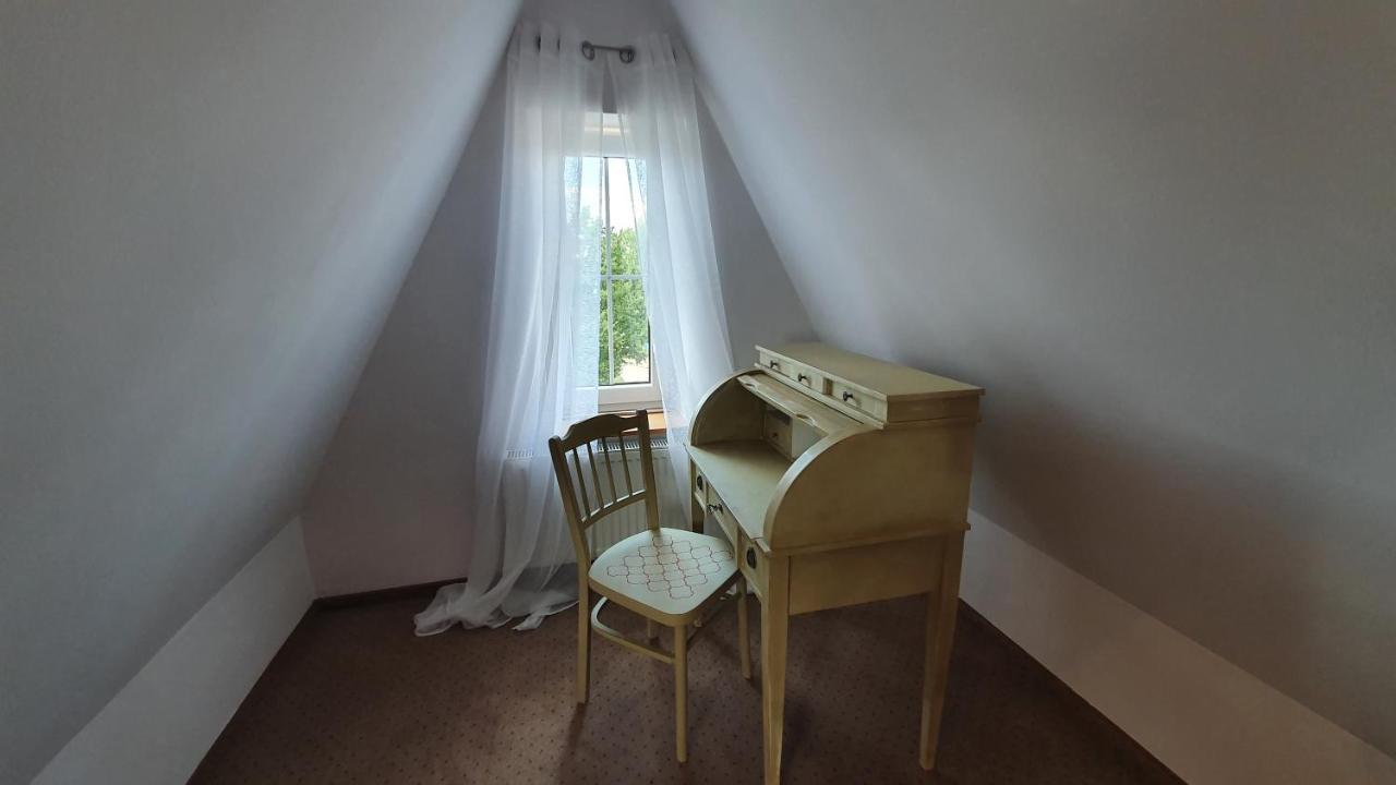 Hotel Siesta Swiebodzin Bagian luar foto