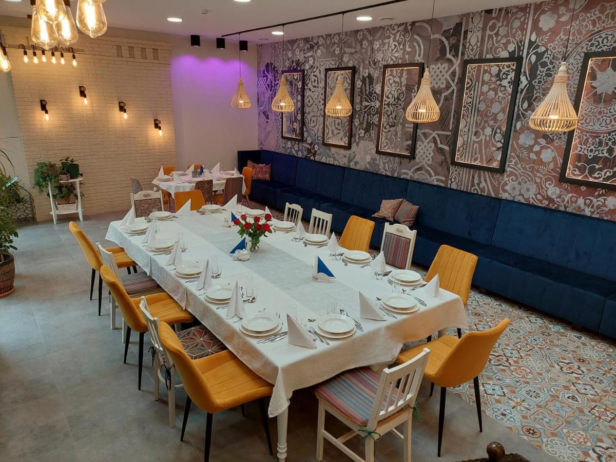 Hotel Siesta Swiebodzin Bagian luar foto
