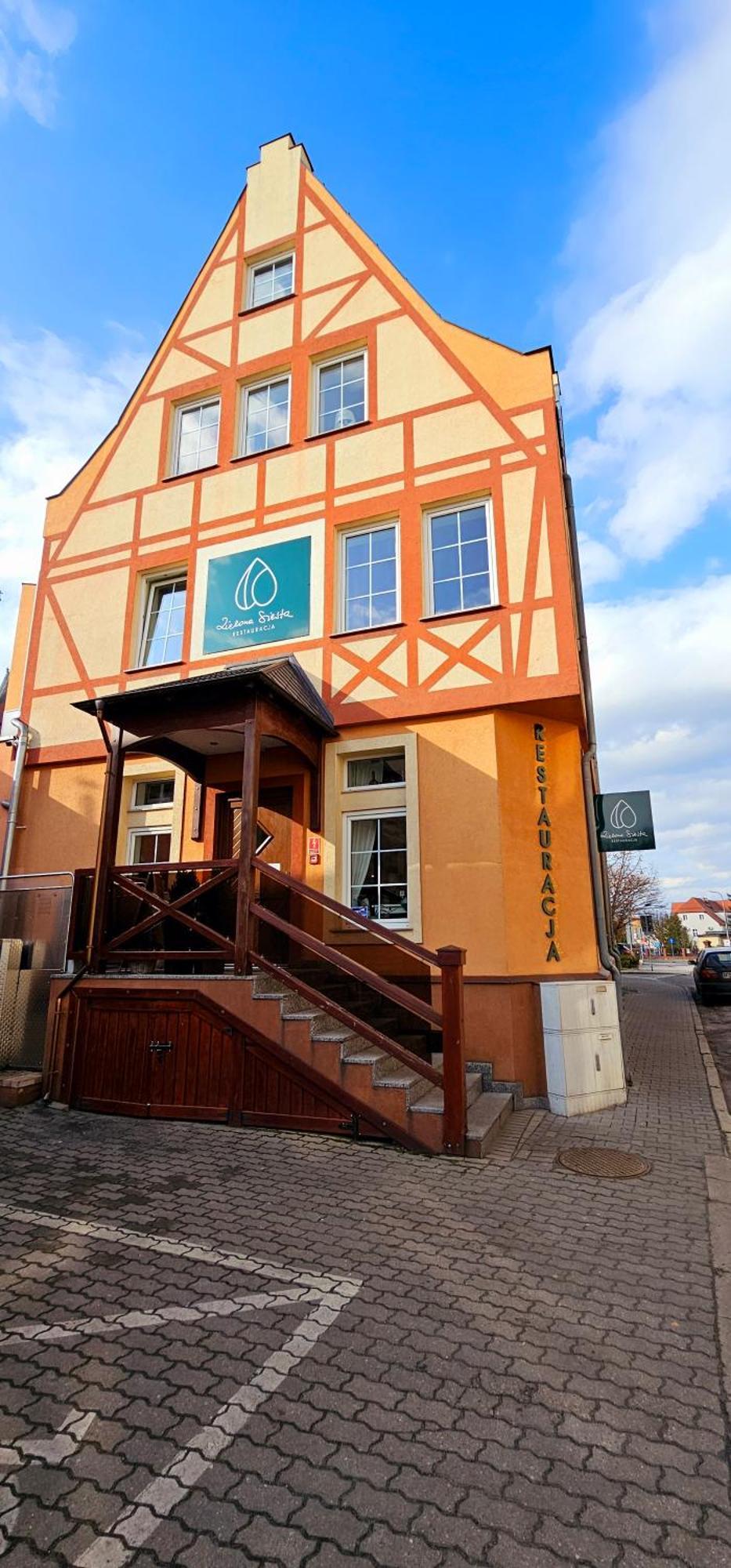 Hotel Siesta Swiebodzin Bagian luar foto