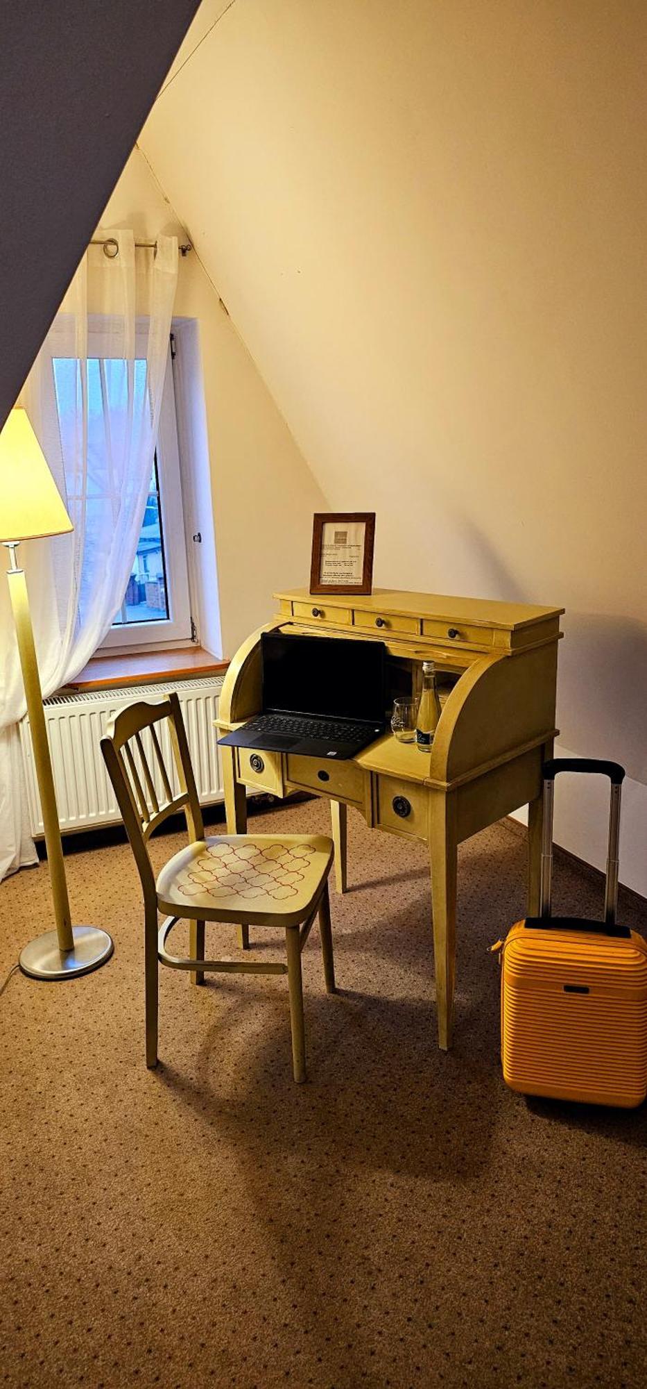 Hotel Siesta Swiebodzin Bagian luar foto